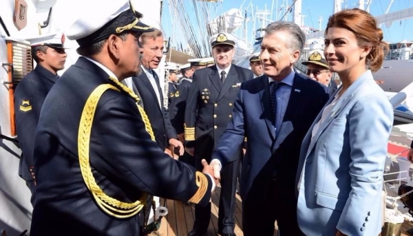 Mauricio Macri encabezó los actos del Día de la Independencia en la Fragata Libertad