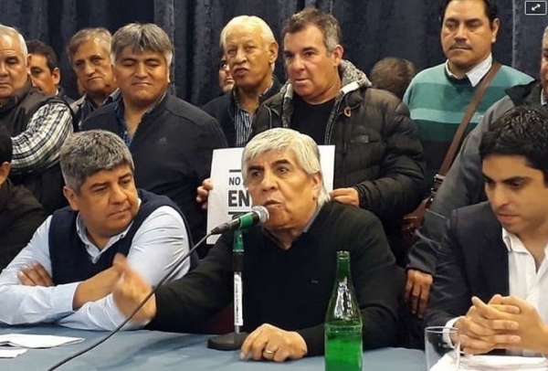 Duro discurso de Moyano contra el Gobierno: "Vienen por todo"