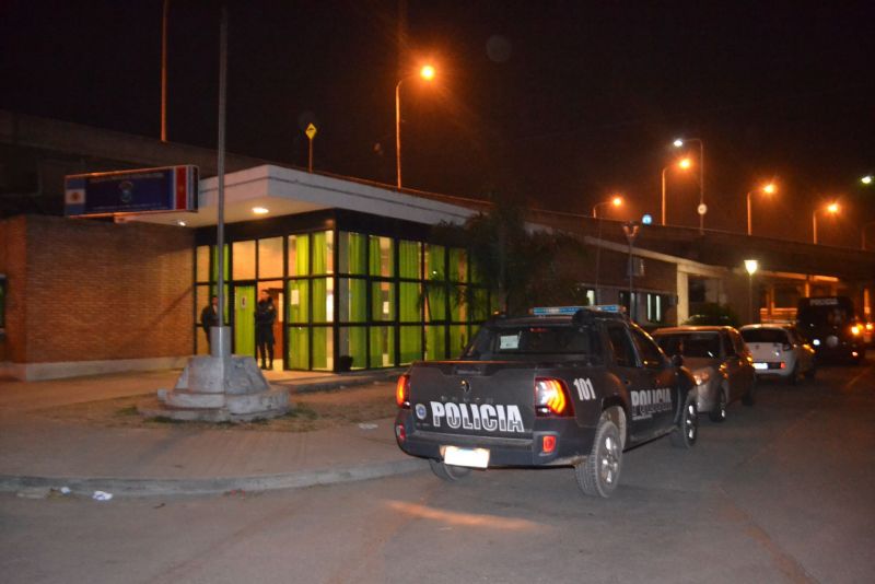 22 detenidos protagonizaron graves incidentes: hay cuatro policías lesionados