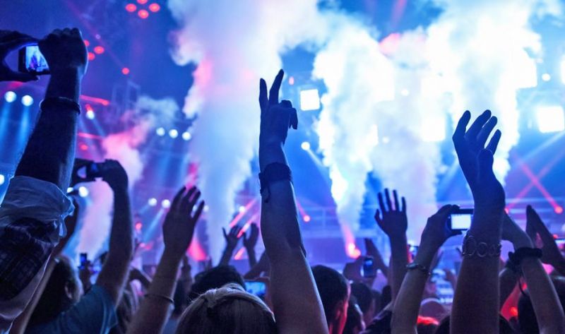 La crisis golpea a bailes y boliches; la gente sale menos y consume poco
