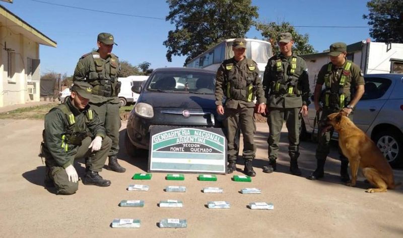Una pareja chaqueña viajaba con su bebé transportando más de 9 kilos de cocaína