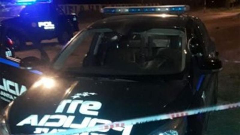 Pasaron a disponibilidad a un comisario y a una policía que tenía sexo con un preso