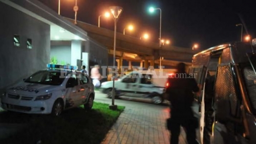 Niña de 11 años intentó arrojarse del puente de Avda. Circunvalación