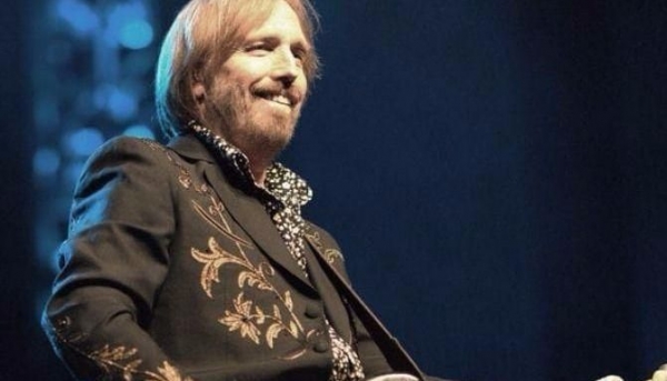 El rockero Tom Petty murió a los 66 años, anunció su familia