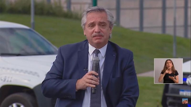 Alberto Fernández habilita un acueducto en el El Impenetrable chaqueño