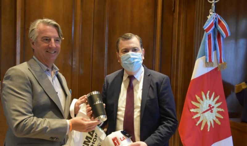 El gobernador Zamora recibió en Casa de Gobierno al presidente del PGA Tour