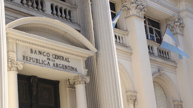 Los bancos podrán atender sin turno desde el lunes Los bancos podrán atender sin turno desde el lunes