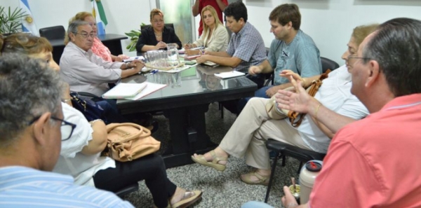 Chaco: El gobierno convocó a los 17 gremios docentes para reunirse este viernes