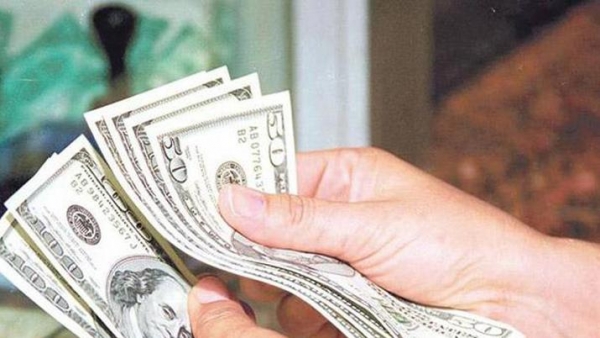 El dólar cayó 5,4% a $ 28,05 en julio