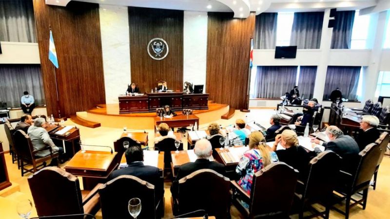Legislatura: el Presupuesto 2022 tomó estado parlamentario y será analizado en Comisión