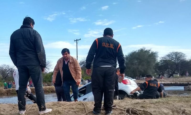El joven “olvidado” en el automóvil murió ahogado