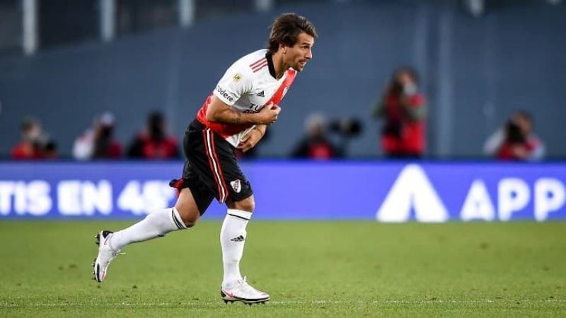 River recibe a Racing y con solo empatar dará la vuelta