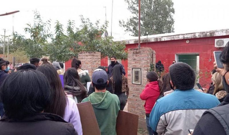 Dolor e indignación por el asesinato de una adolescente tras un ataque sexual