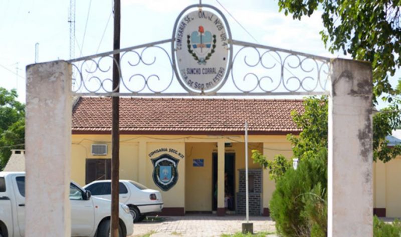 Le propinó una golpiza a su pareja porque le gritaron “carnero” en una cancha de fútbol