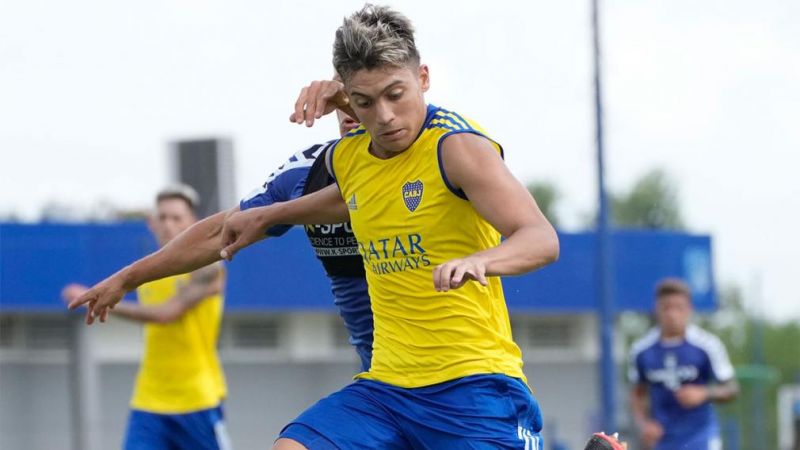 Battaglia probó el equipo para visitar a Corinthians con el Changuito Zeballos como titular