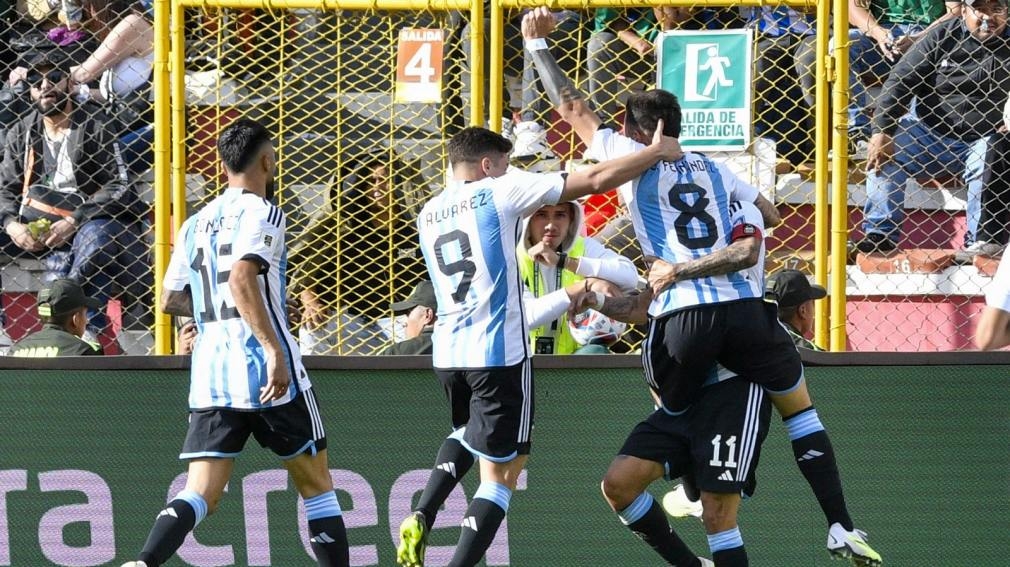 Argentina impuso su ritmo y superó con autoridad a Bolivia en la altura de La Paz