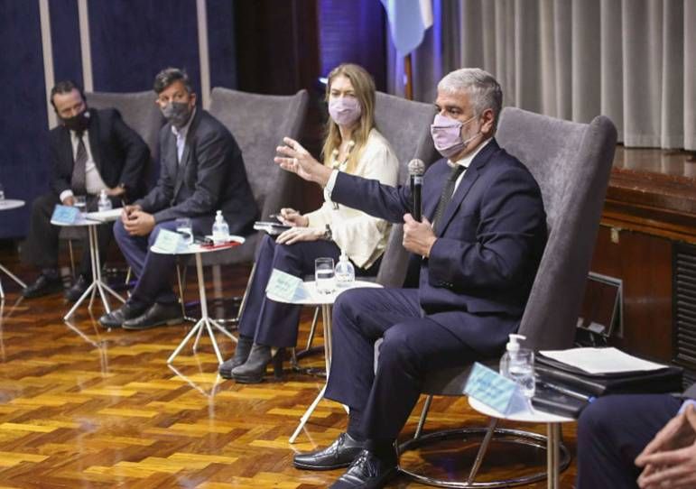 Feletti amenazó con la ley de abastecimiento