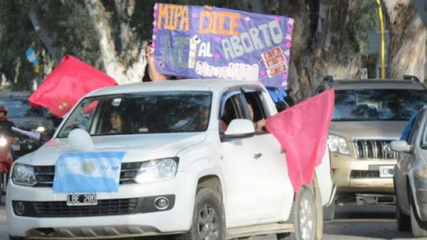 El pueblo santiagueño marchó y alzó su voz en contra de la despenalización del aborto