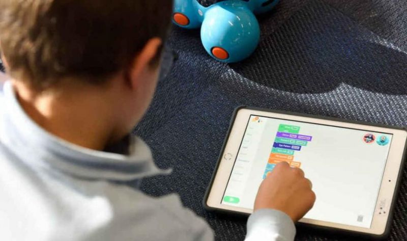 Le prestó la Tablet a su hijo y el pequeño realizó compras por $1.600.000