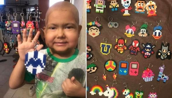 México: tiene 5 años y hace llaveros para pagar su tratamiento contra el cáncer
