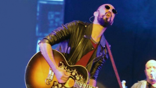 Miles de fans pudieron por fin disfrutar del espectáculo que dio Abel Pintos en La Banda