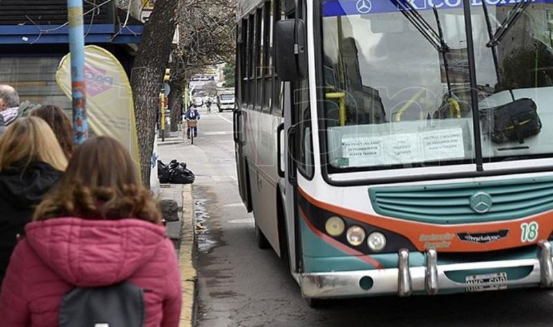 Las víctimas de violencia de género pueden usar el transporte público sin permisos
