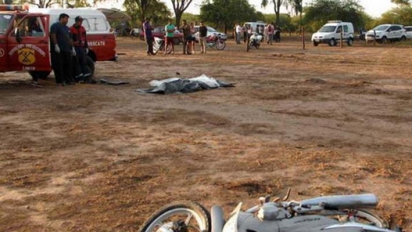 SILÍPICA Insólita tragedia de motociclista al caer