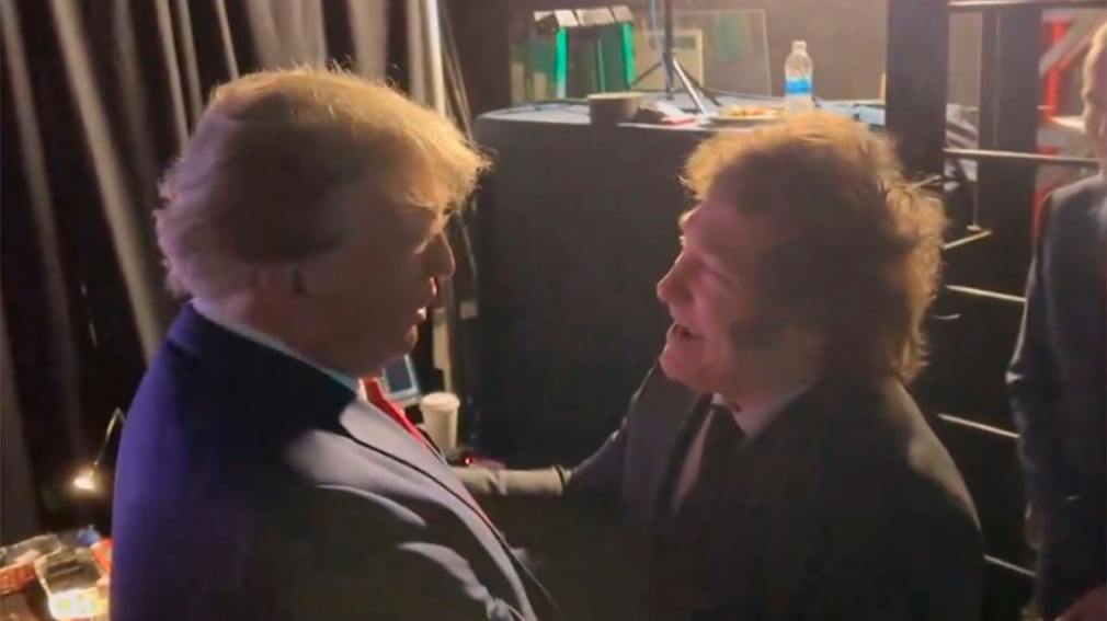 El sentido abrazo entre Javier Milei y Donald Trump en la Cumbre Conservadora de Washington