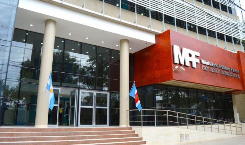 Ordenan detener a un empresario "de la noche'' por golpear a su novia