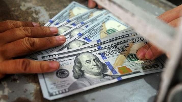 El dólar oficial cotizó a $ 90,73, mientras que el "contado con liqui" y el MEP avanzan hasta 1%