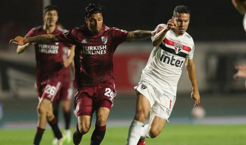 A River se le escapó el triunfo en Brasil