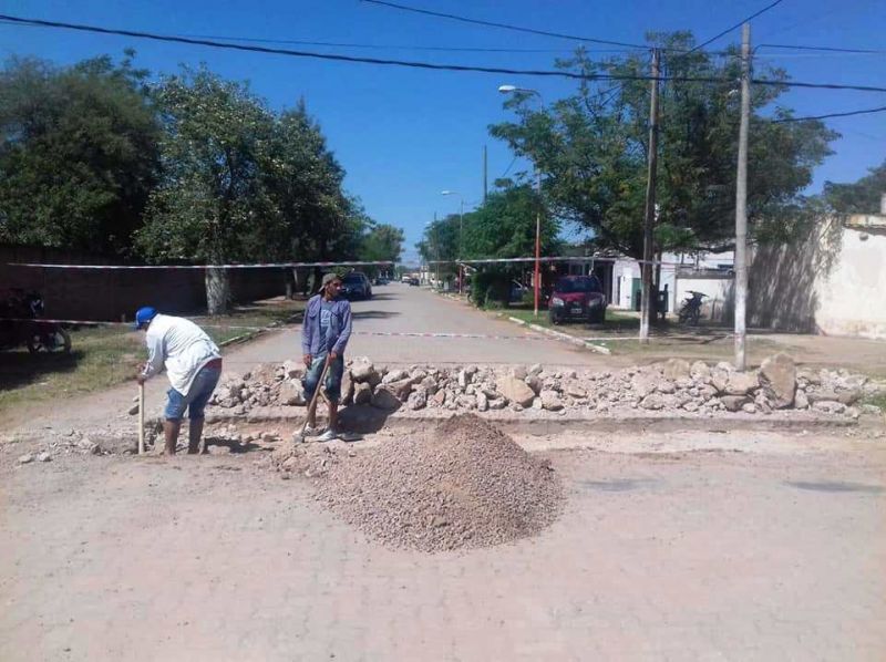 Múltiples obras se ejecutan en el ejido urbano de Pampa de los Guanacos