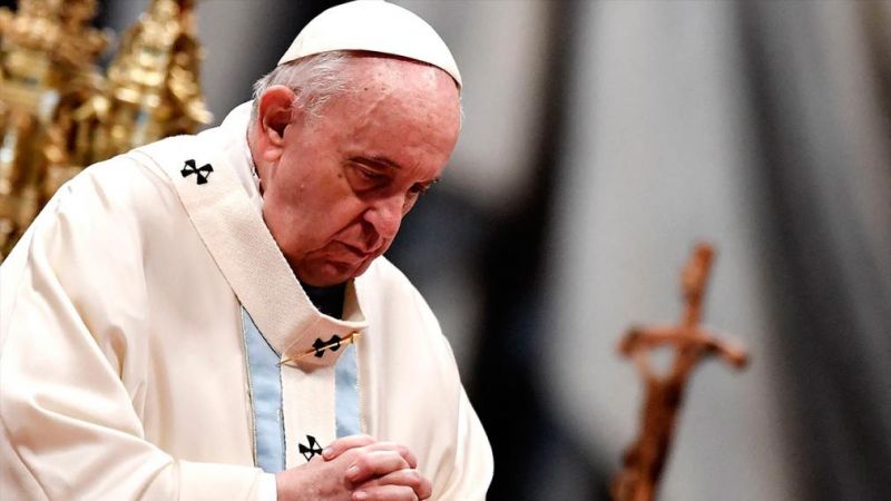 El papa Francisco no pudo oficiar la Vigilia Pascual por una fuerte dolencia