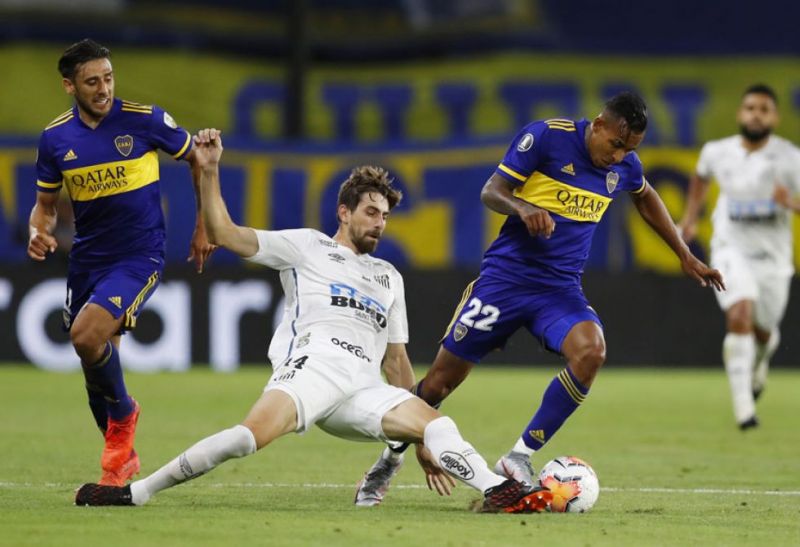 Boca y Santos igualaron sin goles y la semifinal se define en San Pablo
