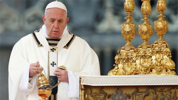 Francisco obliga por decreto a religiosos a denunciar casos de abusos en la Iglesia