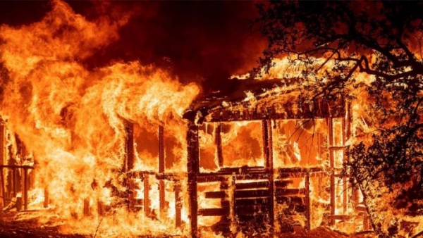 Ascienden a cinco los muertos en un incendio en California