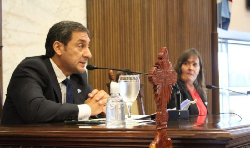 Enérgico apoyo de la Legislatura local al reclamo de una Corte de Justicia Federal