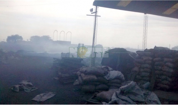 Volvió a incendiarse una carbonería en la autovía de la ruta 16