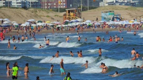 Así ataca la “bacteria de la playa” que mató a un hombre en Uruguay