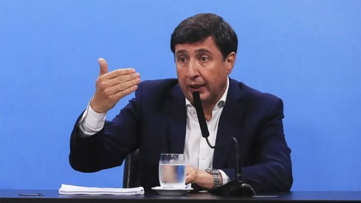 Arroyo dijo que el traspaso de fondos "busca un equilibro territorial sobre el reparto de recursos"