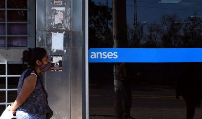 Becas Manuel Belgrano: Cómo inscribirse para cobrar 20.000 pesos