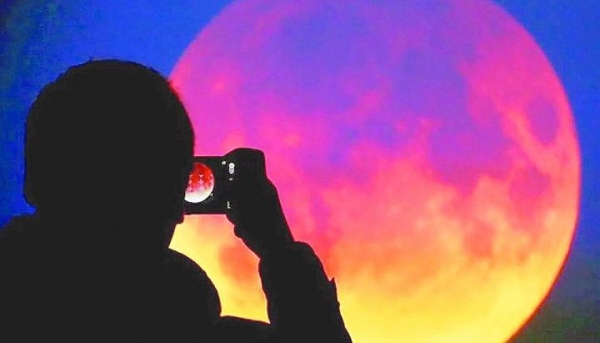 El viernes podrá verse el eclipse de Luna más largo del siglo XXI
