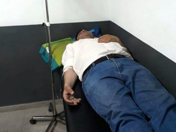 Río Muerto: médico que lleva adelante una huelga de hambre se descompensó