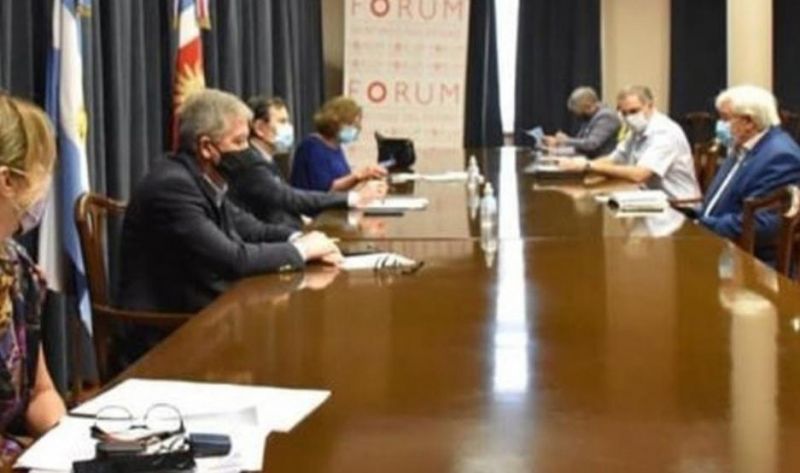 Desde el jueves, vuelve el transporte público y amplían horario para circular los fines de semana