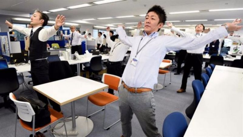 Una empresa tecnológica ensaya con éxito en Japón el fin de semana de tres días