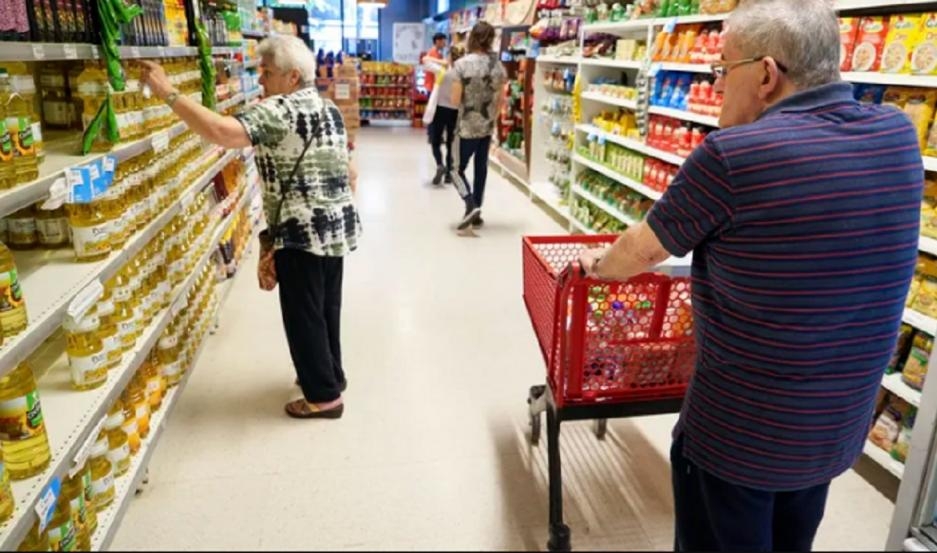El Indec dio a conocer la inflación de febrero: fue de 6,6% y acumuló 102,5% en el último año