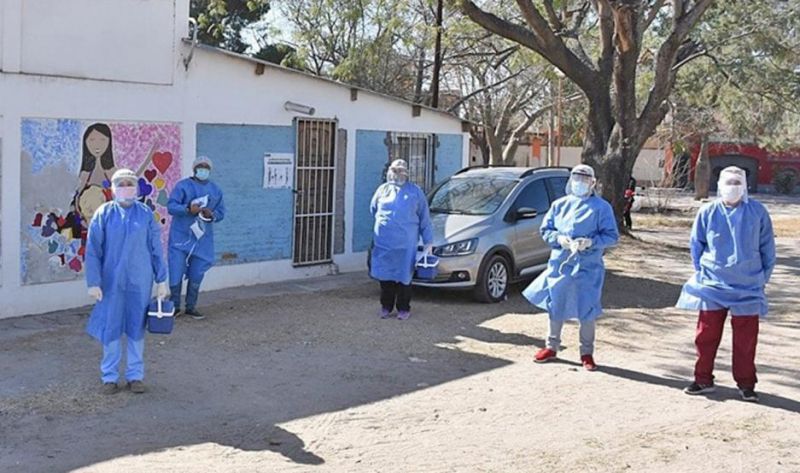 Equipos de salud comienzan la búsqueda casa por casa de los pacientes positivos de coronavirus