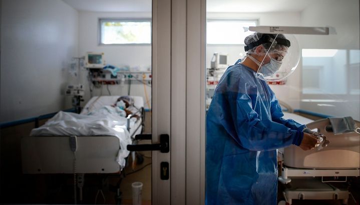 Récord de contagios por coronavirus: hoy se confirmaron 12.027 casos y ya se superaron los 500 mil