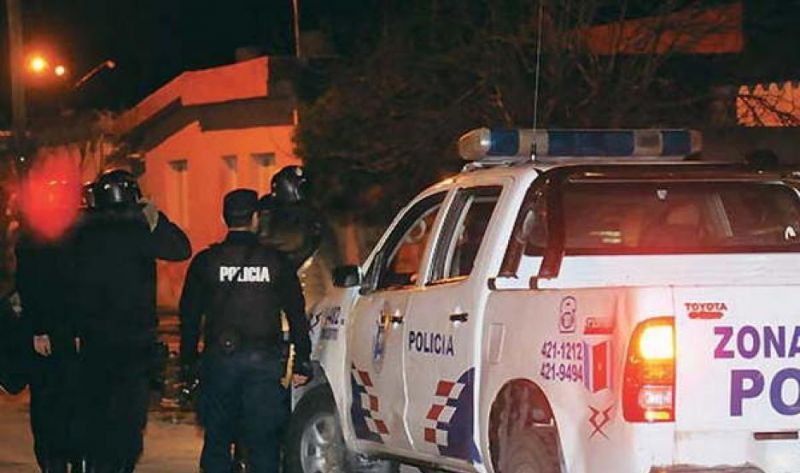 Loreto: dos policías heridos tras ser atacados por presos en la Departamental 9