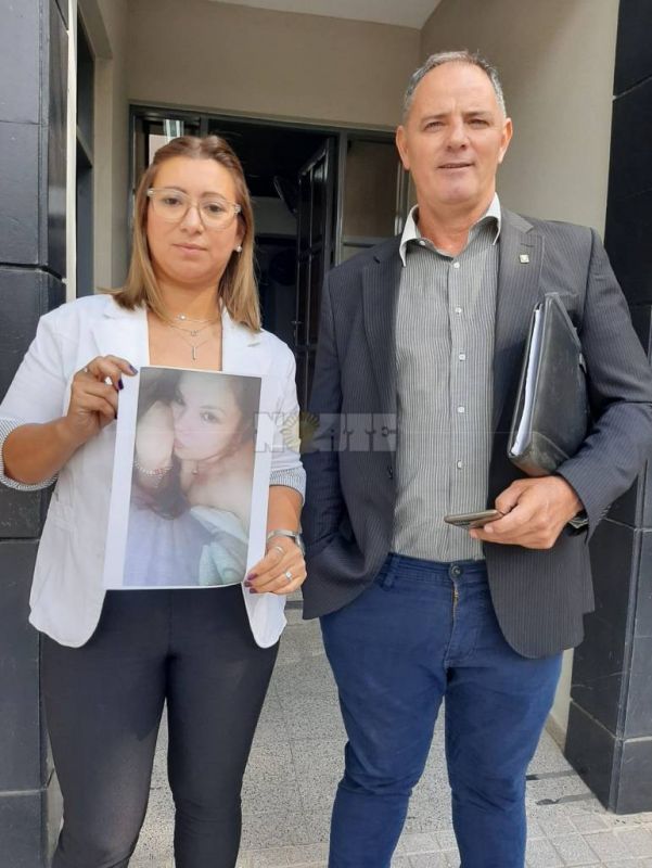 Condenan a tres años de prisión en suspenso a una mujer por abusar de su exyerno, menor de edad